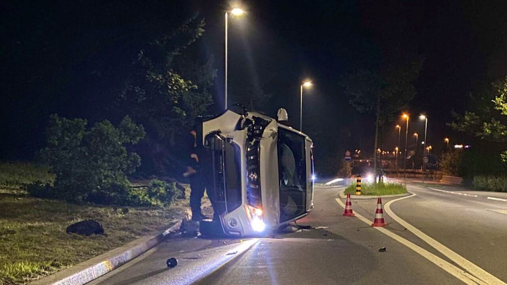 Glück für die Autofahrerin, Totalschaden bei Auto.