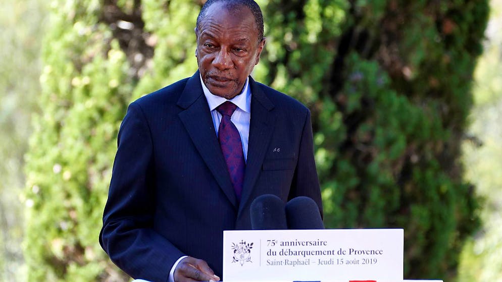 ARCHIV - Guineas Präsident Alpha Condé steht in einem Luxushotel in der Hauptstadt Conakry unter Hausarrest. (Archivbild) Foto: Eric Gaillard/POOL Reuters/dpa