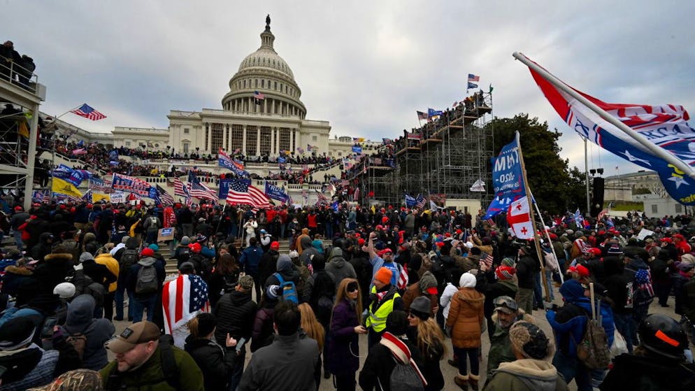 ARCHIV - Anhänger von US-Präsident Donald Trump stürmten im Januar das US-Kapitol. Foto: Essdras M. Suarez/ZUMA Wire/dpa