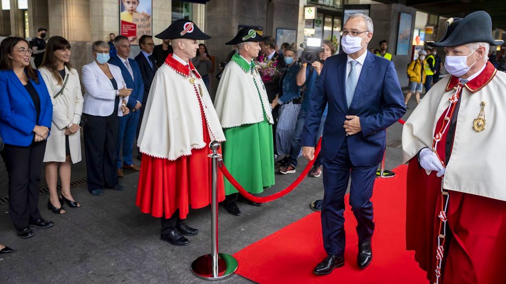 Bundespräsident Guy Parmelin ist in Paris nicht willkommen. (Symbolbild)