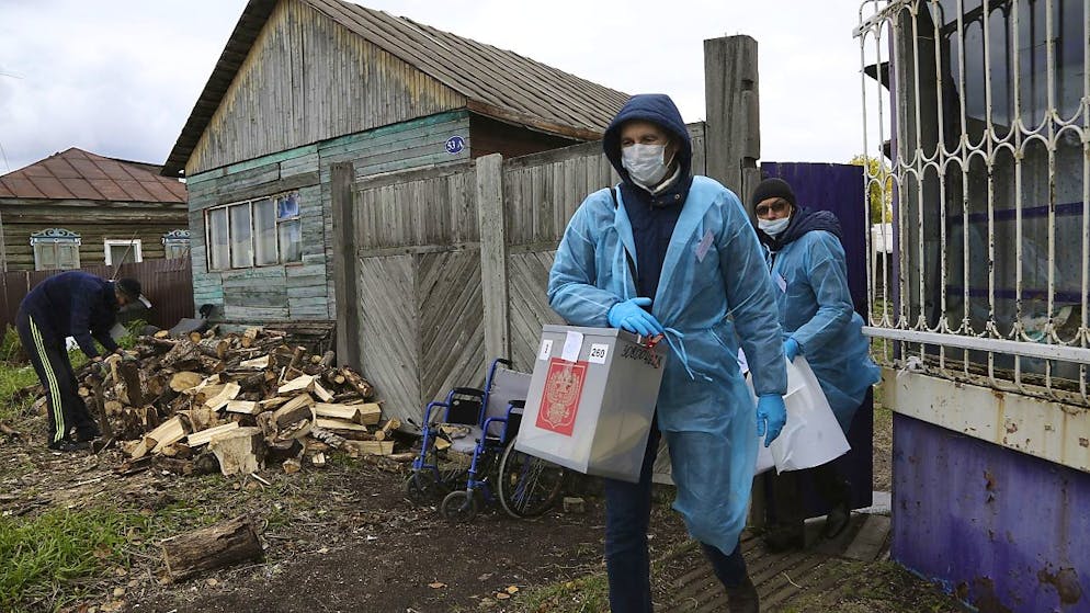 Les Russes ont voté durant trois jours à cause de la pandémie.