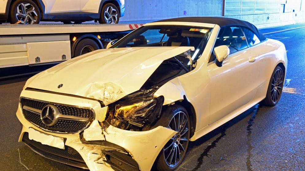 Vier Autos waren in die Auffahrkollision verwickelt.