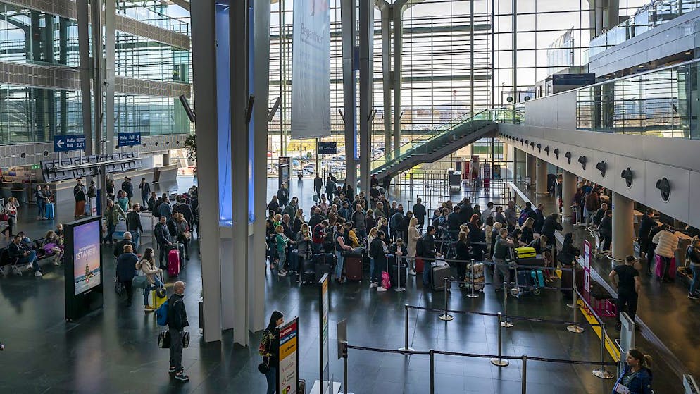 Der Euroairport Basel-Mülhausen hatte mit den neuen Einreisebestimmungen keine grösseren Probleme.