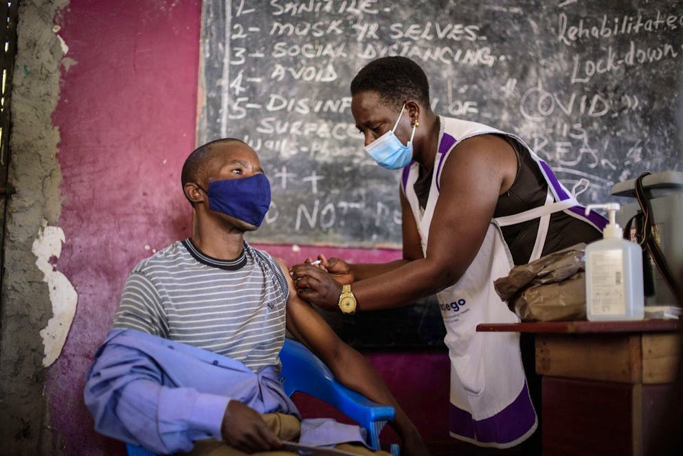 L'Afrique a dû faire face à une extension de 4% des nouveaux cas la semaine dernière. Les autres zones continuent de voir une diminution, mais celle-ci est moins importante en Europe. (image d'illustration)