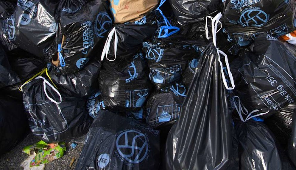 Ce sont les autorités communales qui ont alerté la police en juin, après la découverte de plusieurs sacs poubelle dans la rivière. (image d'illustration)