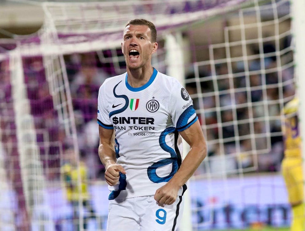 Edin Dzeko autore del secondo gol nerazzurro al Franchi di Firenze