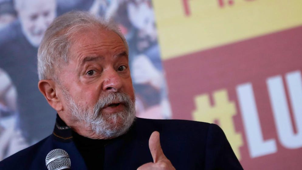 L'ex presidente brasiliano, Luiz Inacio Lula da Silva, è in testa nei sondaggi elettorali.