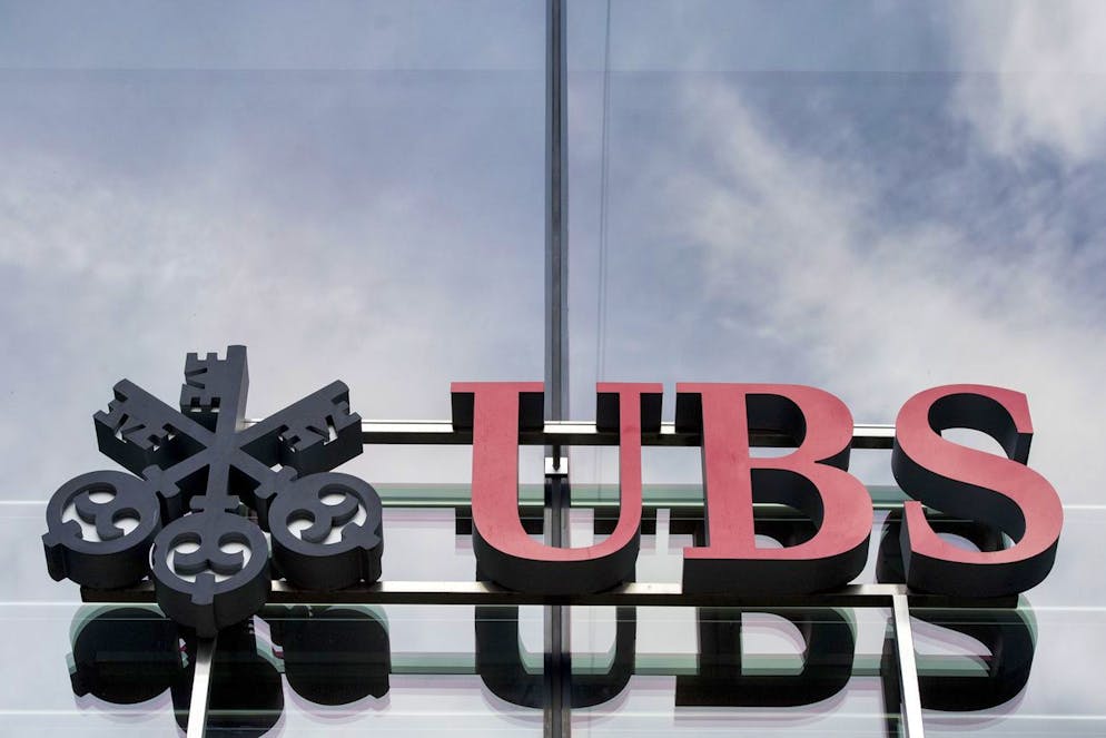 La cour avait jugé UBS coupable d'avoir, entre 2004 et 2012, illégalement envoyé ses commerciaux en France pour «chasser» de riches clients de sa filiale, lors de réceptions, tournois sportifs ou concerts, afin de les convaincre d'ouvrir des comptes non déclarés en Suisse.