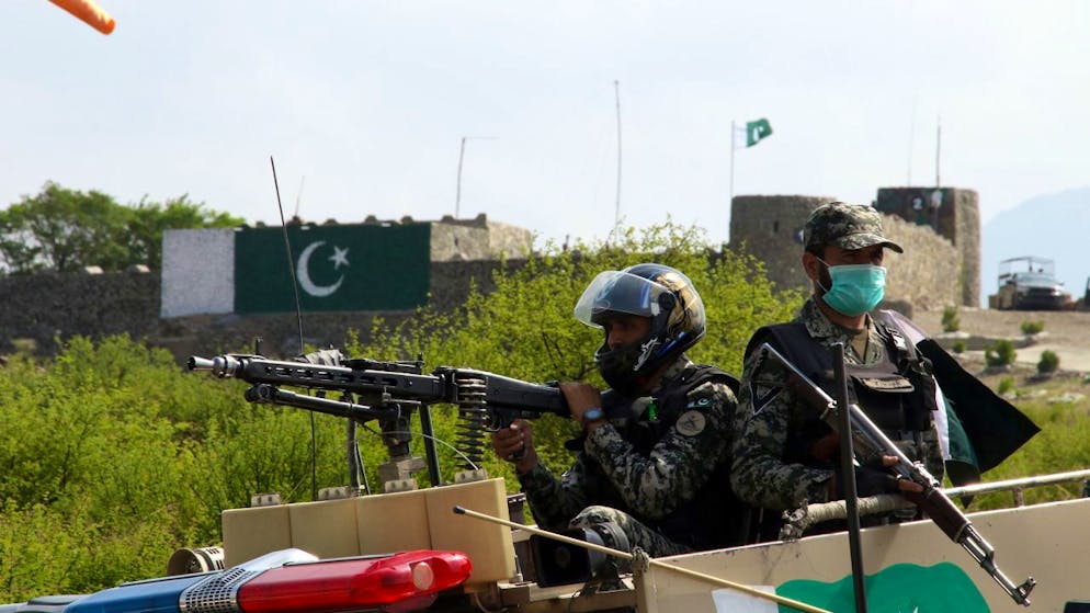 Almeno quattro soldati pakistani sono stati uccisi da una bomba. Immagine d'archivio.