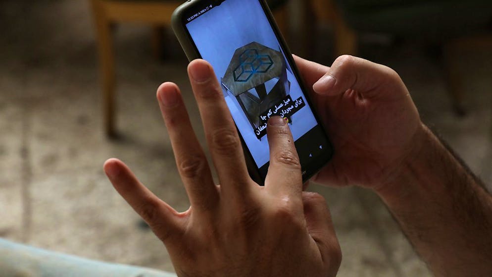 Cala ancora, per l'undicesimo anno consecutivo, la libertà di Internet nel mondo. Maglia nera alla Cina, i peggioramenti maggiori nel Myanmar, ma diminuisce anche il punteggio degli Stati Uniti per il quinto anno consecutivo.