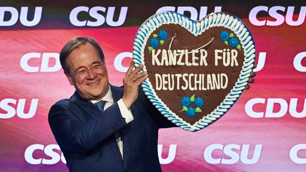 dpatopbilder - Armin Laschet, Kanzlerkandidat der Union, bei einem Auftritt in München. Foto: Sven Hoppe/dpa