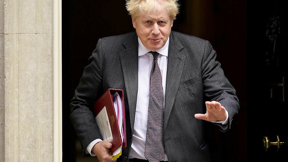 Il Regno Unito concederà fino a 10'500 visti di lavoro temporanei a causa della penuria di manodopera: una scelta inaspettata sul fronte immigrazione post-Brexit, presa ieri dal governo di Boris Johnson.