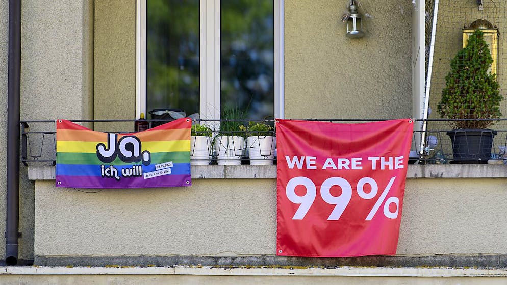 Svizzeri alle urne: oggi verdetto sul "matrimonio per tutti" e sulla cosiddetta "iniziativa 99%" (foto d'archivio)