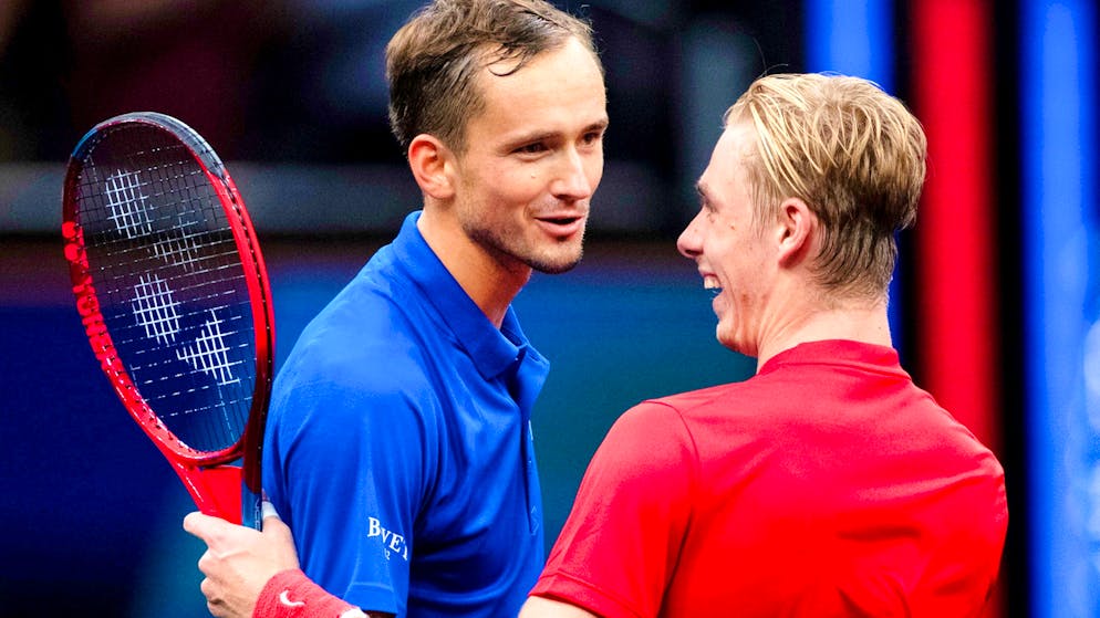 Medvedev a aisément battu Shapovalov samedi à Boston.
