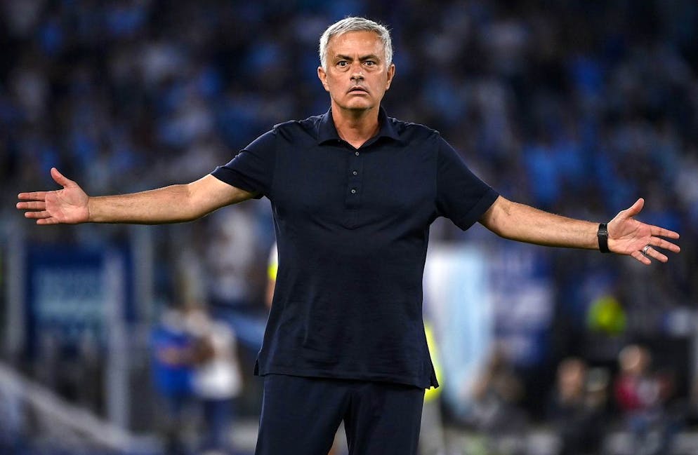 Jose Mourinho ha perso le staffe.