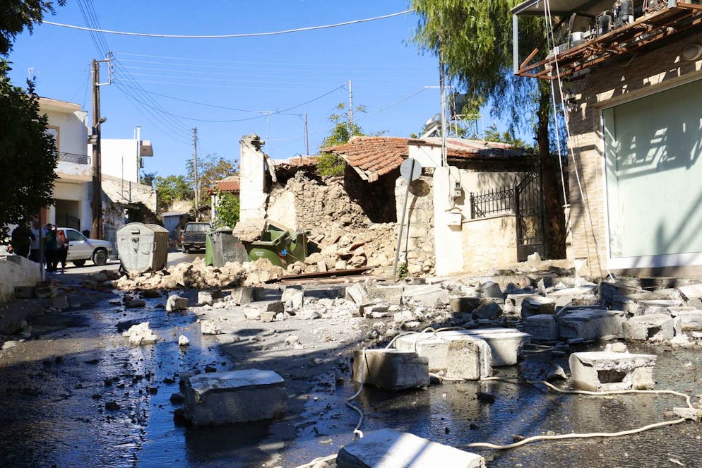 La désolation après le séisme à Arkalochori, dans l'est de la Crète, Grèce, le 27 septembre 2021.