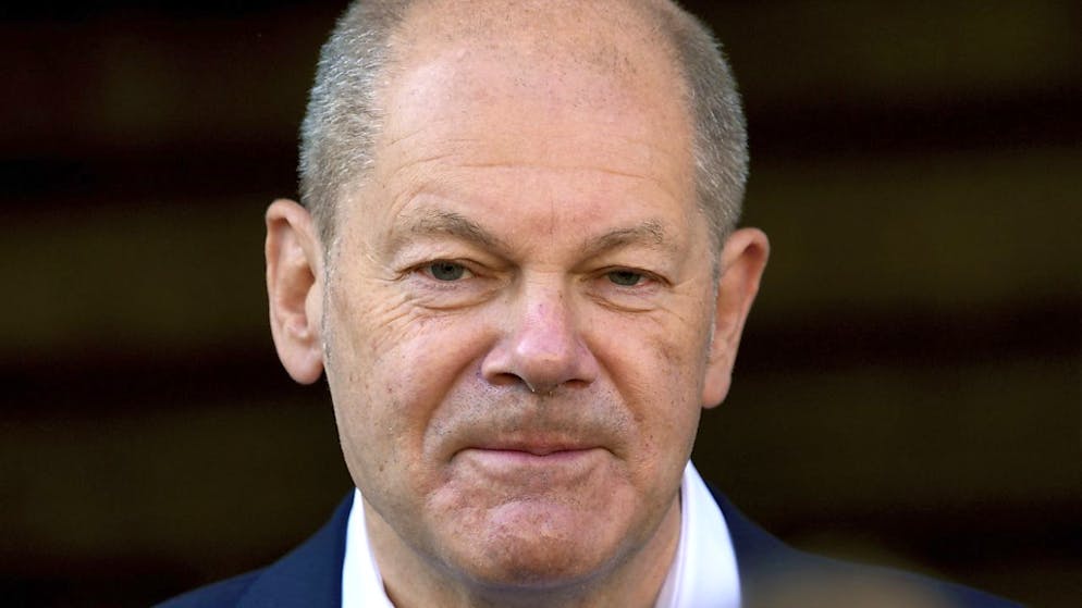 "Gli elettori hanno espresso la loro volontà in modo molto chiaro: hanno rafforzato SPD, Verdi e Liberali. E questi tre devono guidare il nuovo governo". Lo ha detto Olaf Scholz a Berlino alla sede dell'SPD dopo la vittoria alle elezioni di ieri.