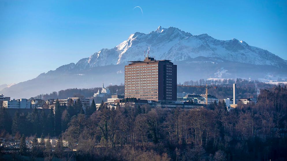 Das Luzerner Kantonsspital kopiert die Museen und bietet eine Impfnacht an. (Archivaufnahme)