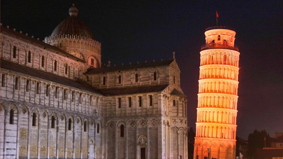 La Torre di Pisa continua a pendere, ma non ha subito danni (foto d'archivio)