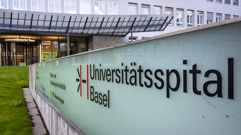 Das Personal des Universitätsspitals Basel will mehr Lohn.