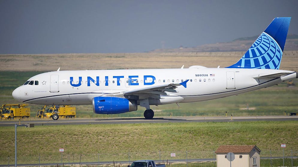 United Airlines licenzia i dipendenti no vax