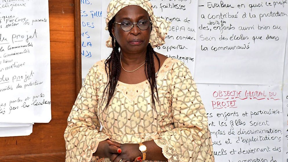 HANDOUT - Die Juristin Marthe Wandou aus Kamerun wird mit dem Alternativen Nobelpreis 2021 ausgezeichnet. Foto: ---/Right Livelihood/dpa - ACHTUNG: Nur zur redaktionellen Verwendung im Zusammenhang mit der aktuellen Berichterstattung und nur mit vollständiger Nennung des vorstehenden Credits