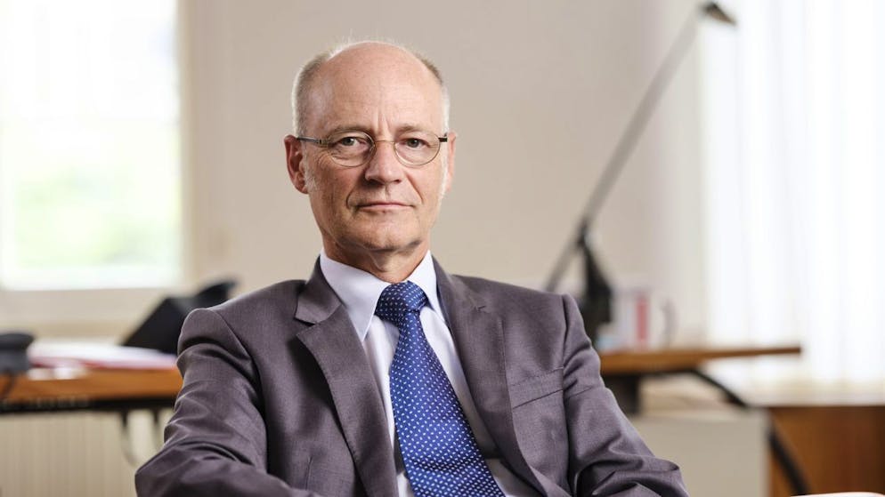 Il futuro procuratore generale della Confederazione, Stefan Blättler, dovrà far dimenticare Michael Lauber e rimettere ordine in seno al Ministero pubblico della Confederazione.