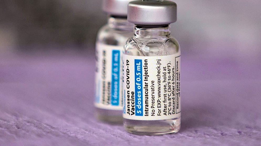 Le vaccin sera livré cette semaine et distribué aux cantons la semaine prochaine, a annoncé Alain Berset (archives).