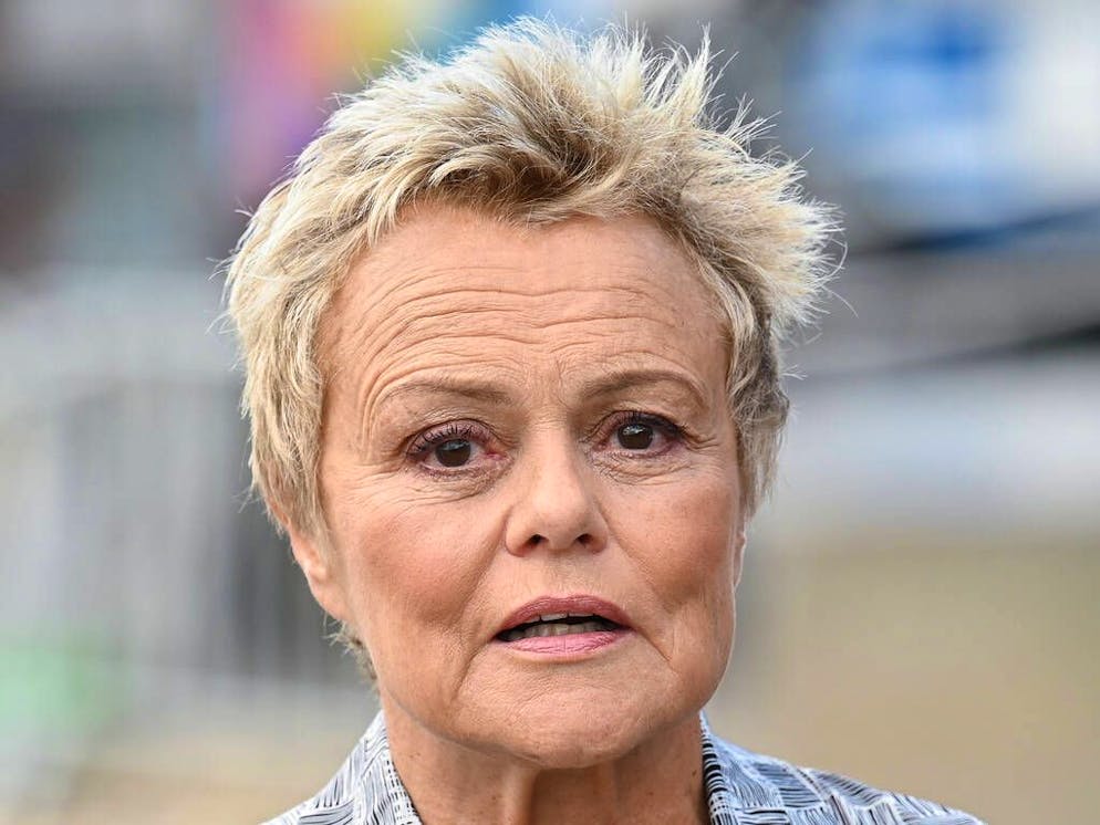 «Au moment où je vous parle, je n'ai aucun projet. Je ne refuse rien car je n'ai pas assez d'offres pour me permettre ce luxe», déplore l'actrice.