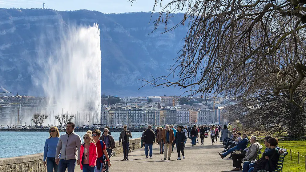 Die Wasserfontäne Jet d'Eau schiesst pro Sekunde 500 Liter Wasser mit einer Geschwindigkeit von 200 Kilometern pro Stunde in eine Höhe von 140 Meter. (Archivbild)