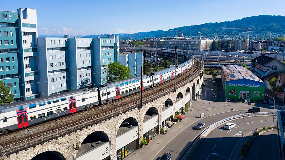 Eine Ausnahme: Unter dem Wipkinger Viadukt wird der Raum genutzt. Andernorts ortet der Gemeinderat Handlungsbedarf.