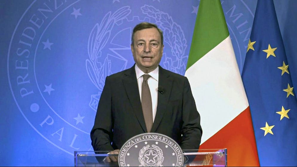 Il 12 ottobre ci sarà a Roma un vertice straordinario del G20 sull'Afghanistan". Il vertice sarà "allargato" e tra i partecipanti ci saranno anche le Nazioni Unite, alcuni paesi come il Qatar, la Banca Mondiale e il Fmi". Lo ha detto il premier italiano Mario Draghi.
