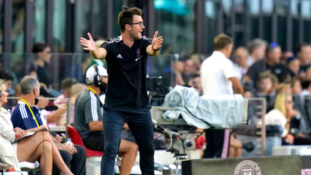 Raphael Wicky an der Seitenlinie von Chicago Fire - ein Bild, das der Vergangenheit angehört