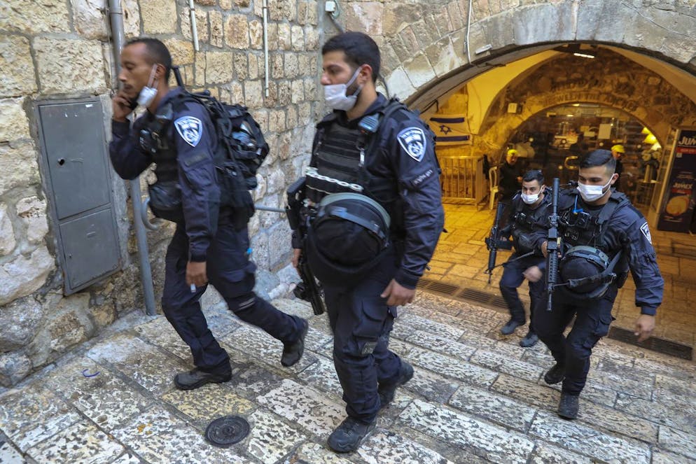 Poliziotti israeliani nella Città Vecchia di Gerusalemme