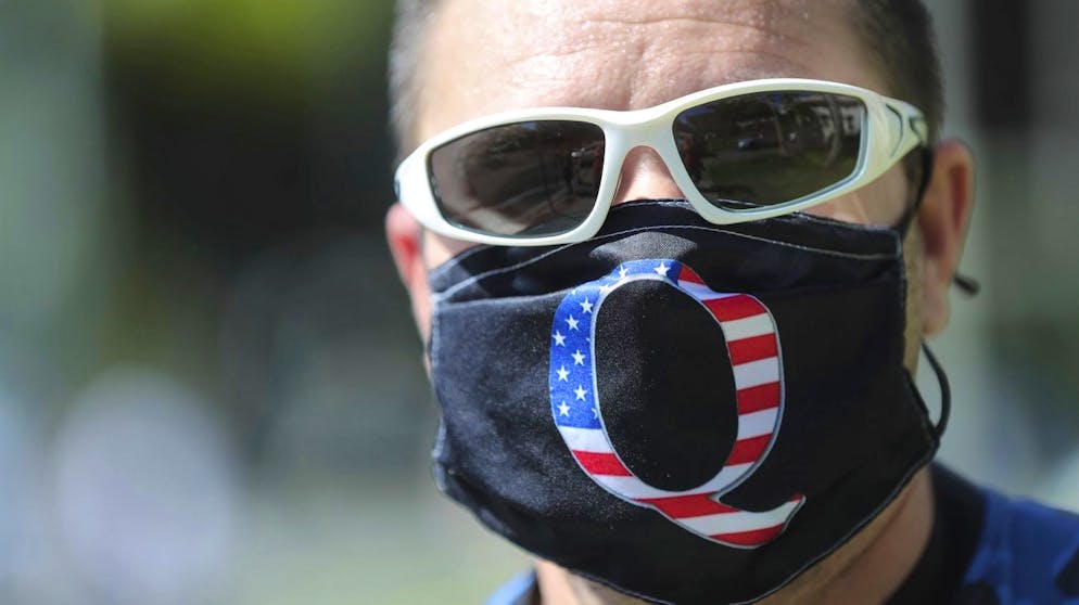 Der Verschwörungskult QAnon ist vor allem dank Twitter und Facebook gross geworden.