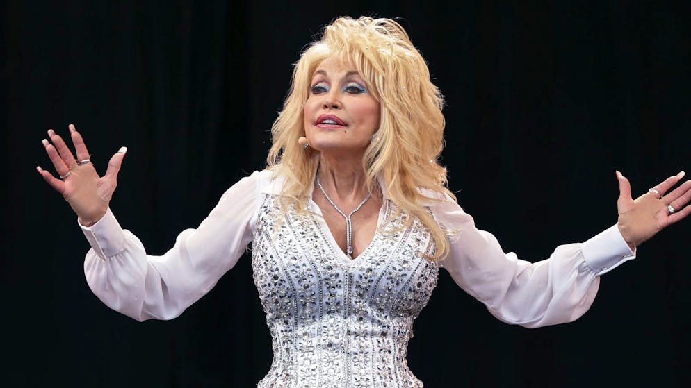 Married for almost 60 years. Dolly Parton mourns the death of her husband Carl Thomas Dean