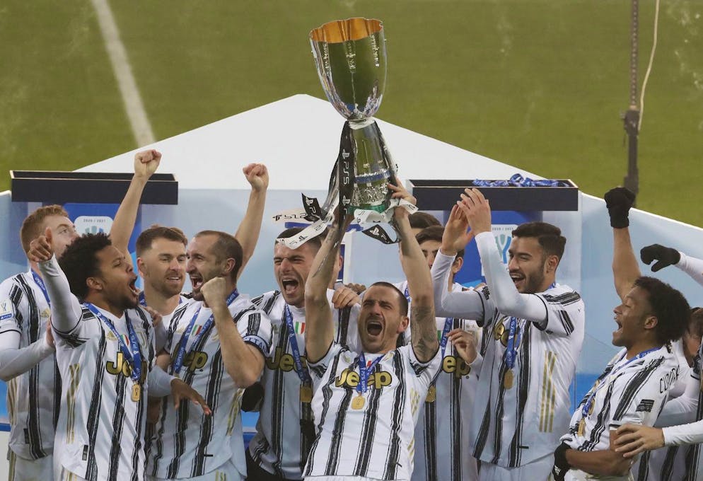 Primo trofeo per Pirlo. La Juve batte il Napoli e si aggiudica la