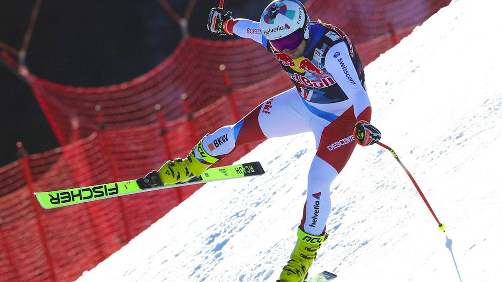 Switzerland's Urs Kryenbuehl accelerates during an alpine skiing downhill at the Men's World Cup in Kitzb¸hel, Austria, on Friday, Jan. 22, 2021 (AP Photo / Marco Trovati).