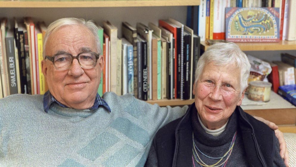 Der Berner Dichter und Theologe Kurt Marti (1921-2017) und seine Frau Hanni haben wohl eine glückliche Ehe geführt. Das zumindest lässt das Langgedicht "Hanni" vermuten, das er nach ihrem Tod schrieb - und das nun in gedruckter Form vorliegt.