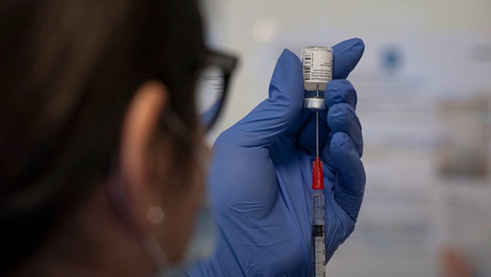 Risposte da uno studio ginevrino. Ecco in che misura il vaccino anti-Covid protegge dall'infezione