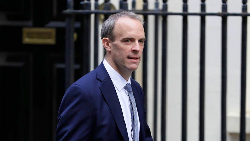 Il ministro degli esteri britannico Dominic Raab lancia strali contro le autorità di Pechino e Hong Kong.
