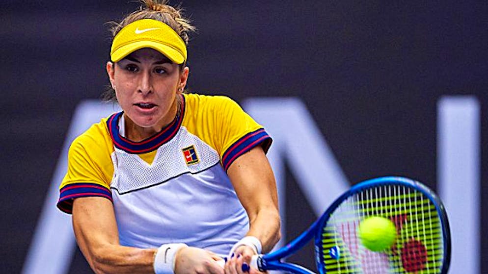 Bencic avanza.