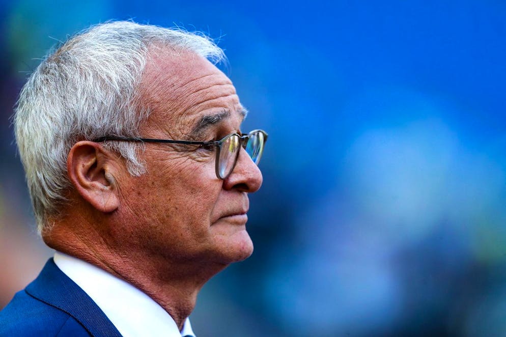 epa07476326 Roma's coach Claudio Ranieri gestures during the Italian Serie A soccer match As Roma vs SSC Napoli at Olimpico stadium in Rome, Italy, 31 March 2019. EPA/ANGELO CARCONI