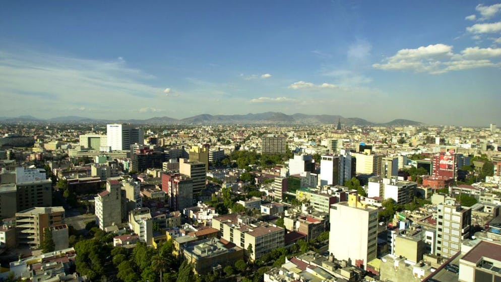 Non si respira. Terzo giorno d'allerta ambientale per l'ozono a Città del Messico