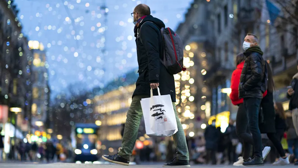 Gesprengte Lieferketten. Darum solltest du jetzt schon die Geschenke für Weihnachten besorgen