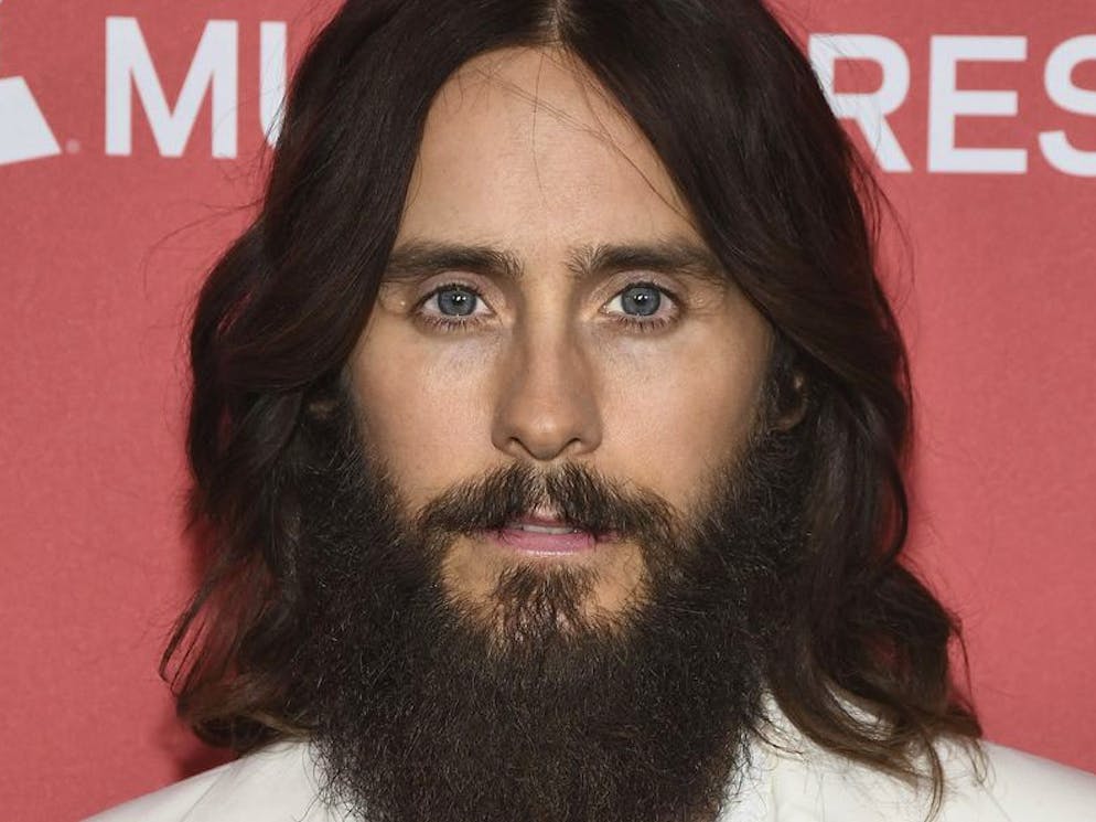 Jared Leto “gasato” in una protesta contro le tasse a Roma!