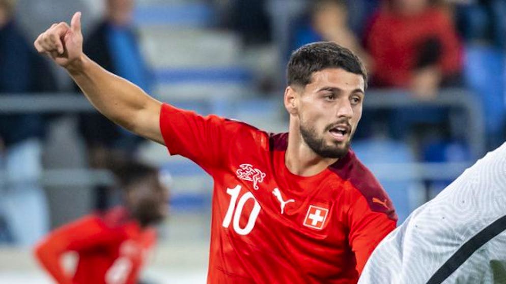 Kastriot Imeri jubelt nicht nur im Servette-Dress, sondern auch im U21-Shirt des Nationalteams.