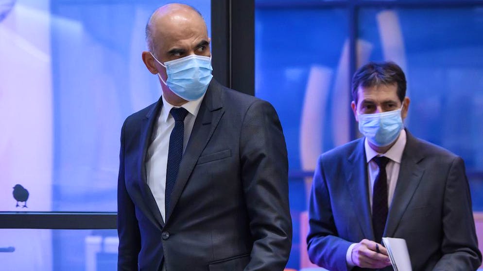 Berset informiert. «Von mir aus reicht es jetzt langsam»