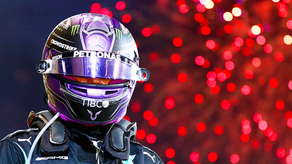 Am 20. März soll in Bahrain das Rekordjahr 2022 der Formel 1 beginnen. Letztes Jahr siegte im Wüstenspektakel unter Flutlicht Lewis Hamilton.