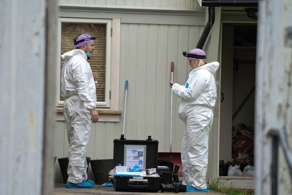 epa09526650 Police technicians investigate in the apartment of the attacker in Kongsberg, Norway, 16 October 2021. Five people were confirmed dead in an attack on 13 October by a man with a bow-and-arrow weapon. According to the prosecution, the attacker, who is in custody, has been handed over to health services on 15 October. EPA/TERJE PEDERSEN NORWAY OUT